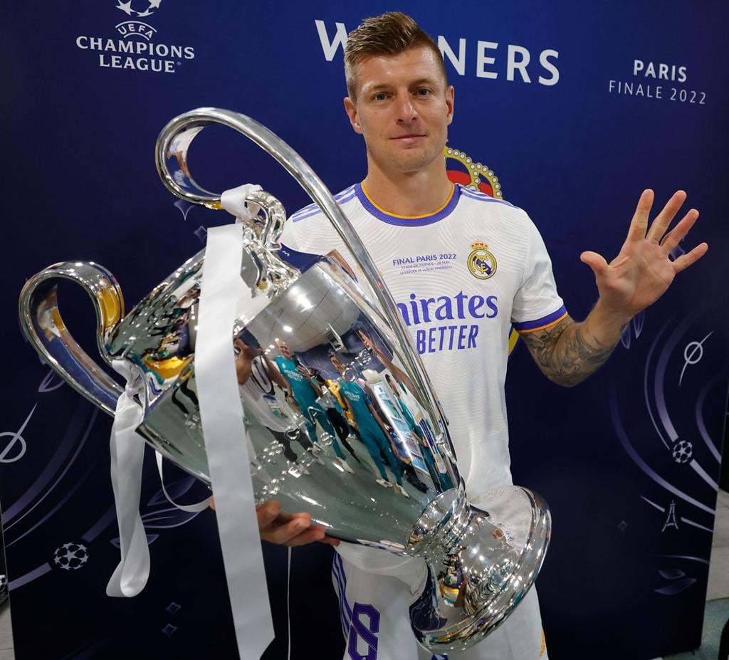 ខ្សែបម្រើ&nbsp;Toni Kroos