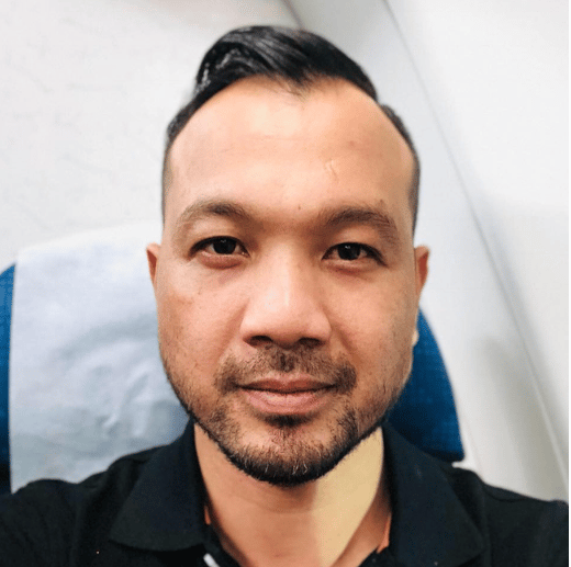 តារាចម្រៀង ពូឃ្លាំង