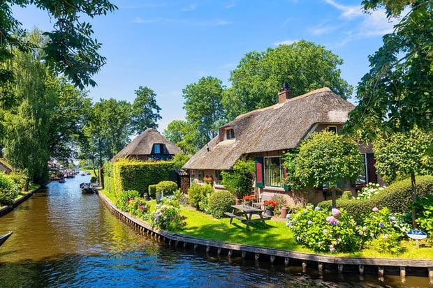 ភូមិទេសចរណ៍ Giethoorn