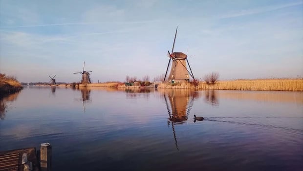 រហាត់ខ្យល់ Kinderdijk  ភូមិ Windmill