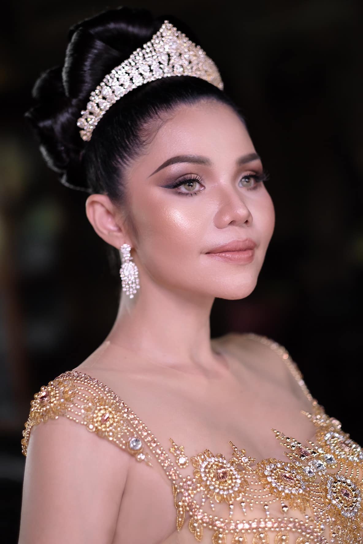 តារាចម្រៀង មាស សុខសោភា