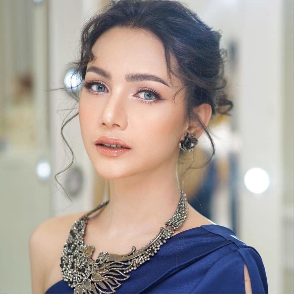&nbsp; កញ្ញា&nbsp;ពៅ​ លីដា&nbsp;