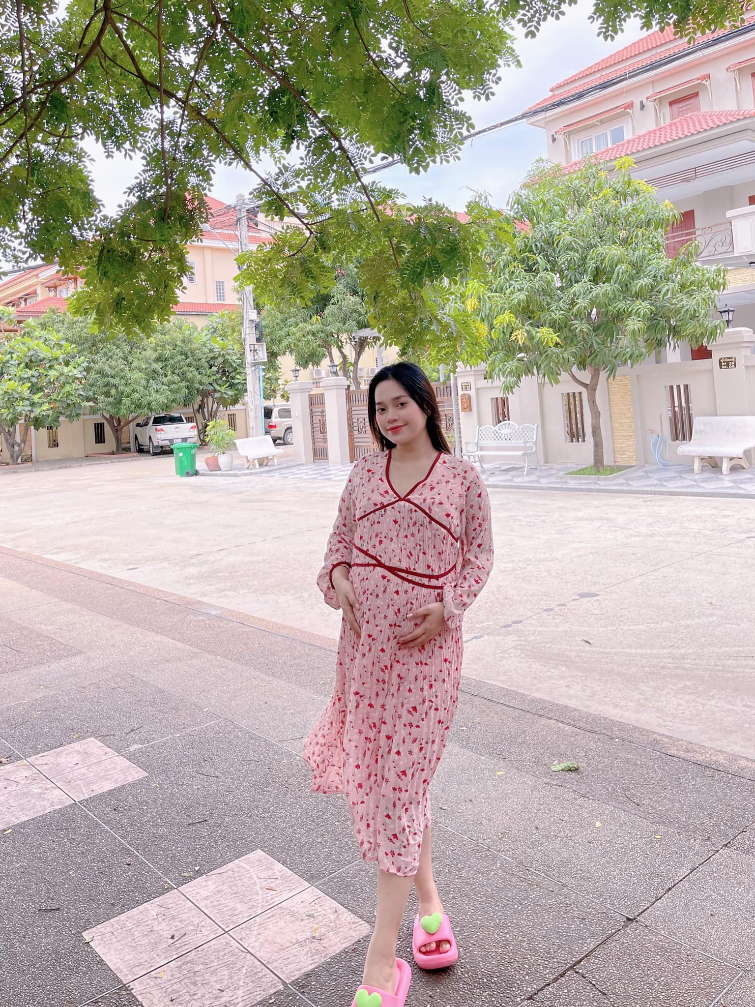 អ្នកនាង នីឡា