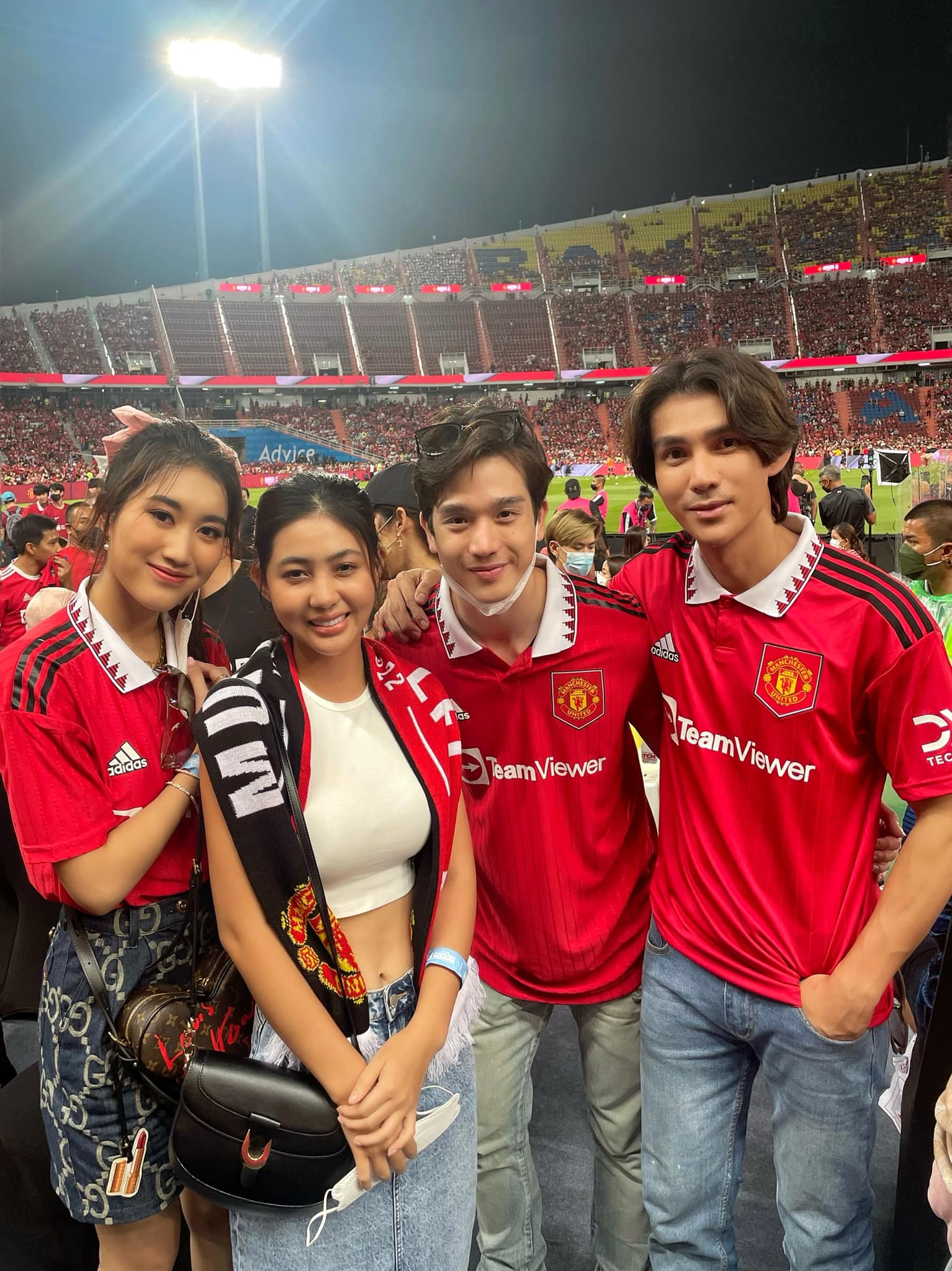 តារាខ្មែរ និងតារាថៃ