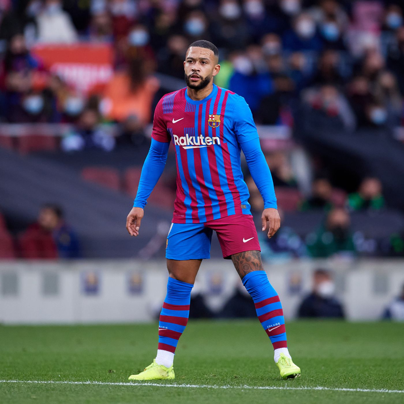 ខ្សែប្រយុទ្ធ&nbsp;Memphis Depay
