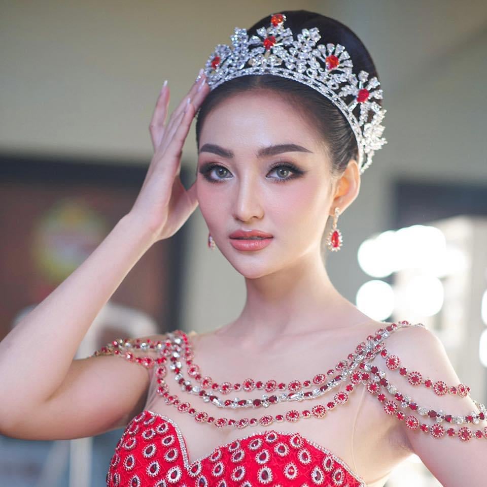 កញ្ញា ពេជ្រ វត្តីសារ៉ាវឌី&nbsp;