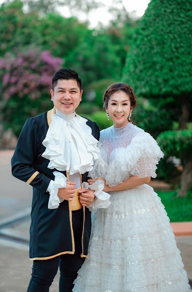 គង់ សុជាតិ និងស្វាមី
