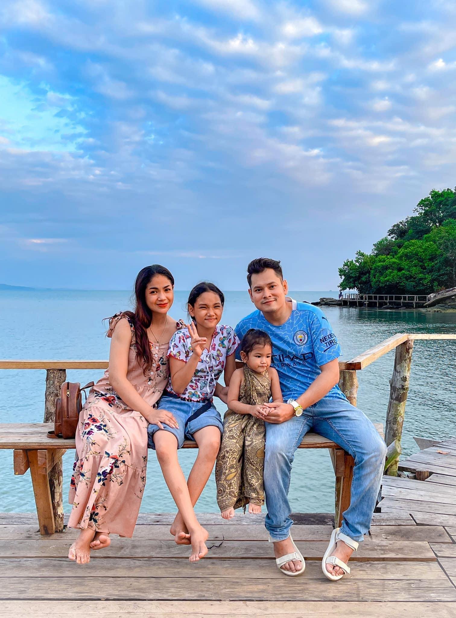 &nbsp;តារាសម្តែង វុឌ្ឍ សម្បត្តិរាជ និងគ្រួសារ
