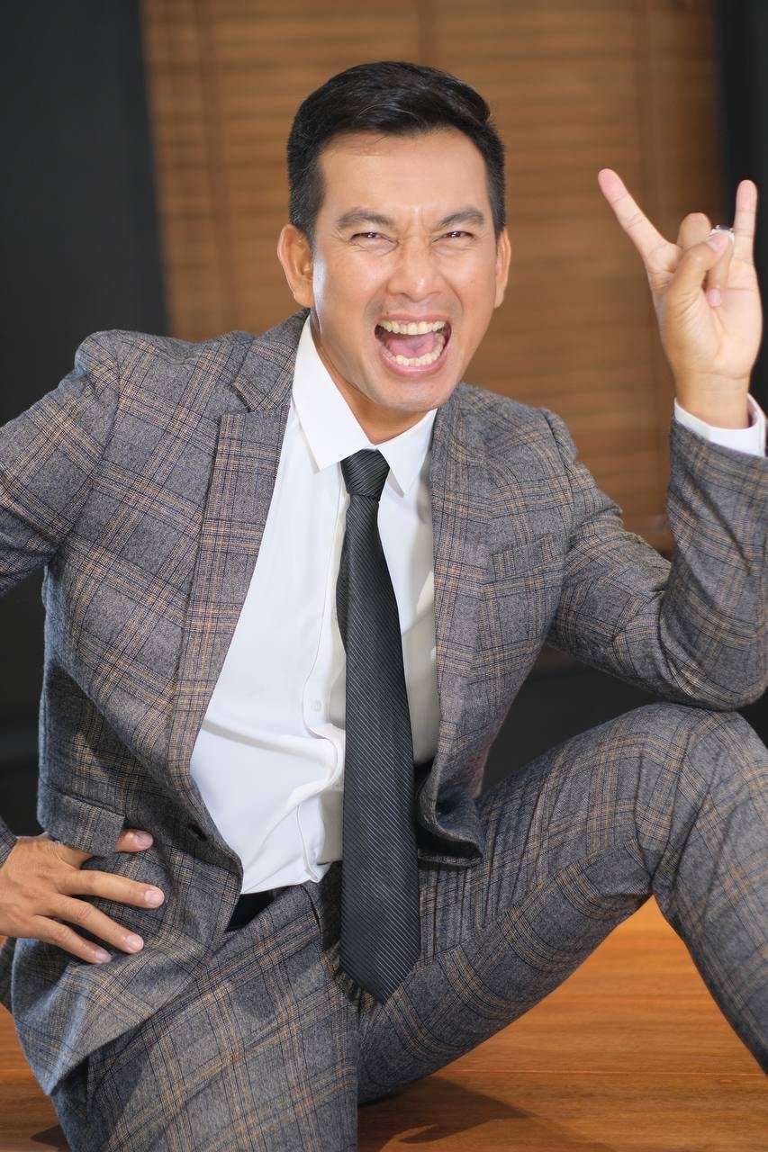 ហេង ប៊ុនលាភ