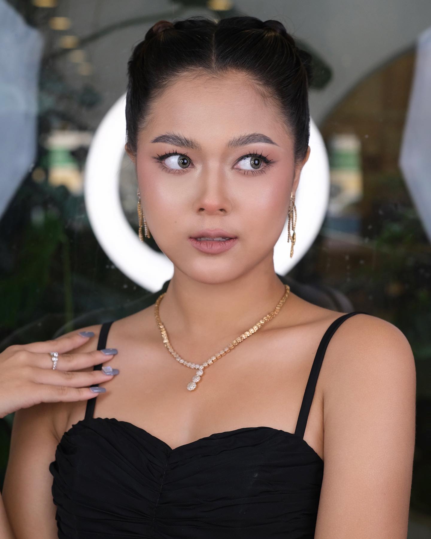 អាង សុជាតា
