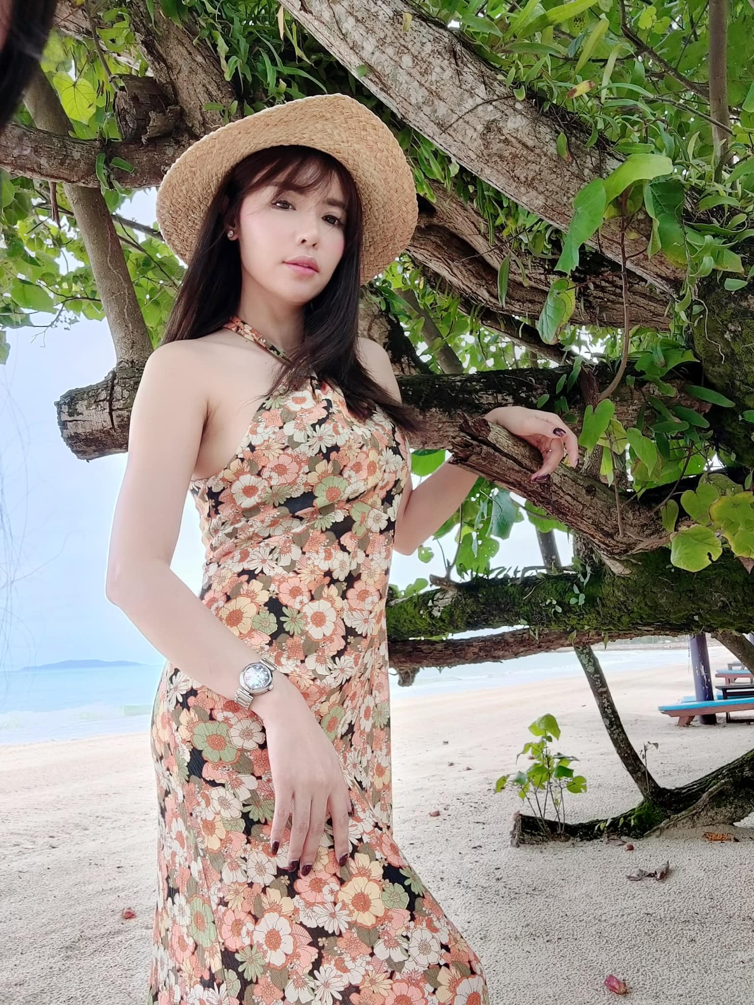 សុខ ពិសី