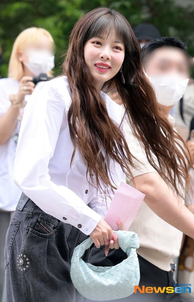 HyunA ពេលនេះ