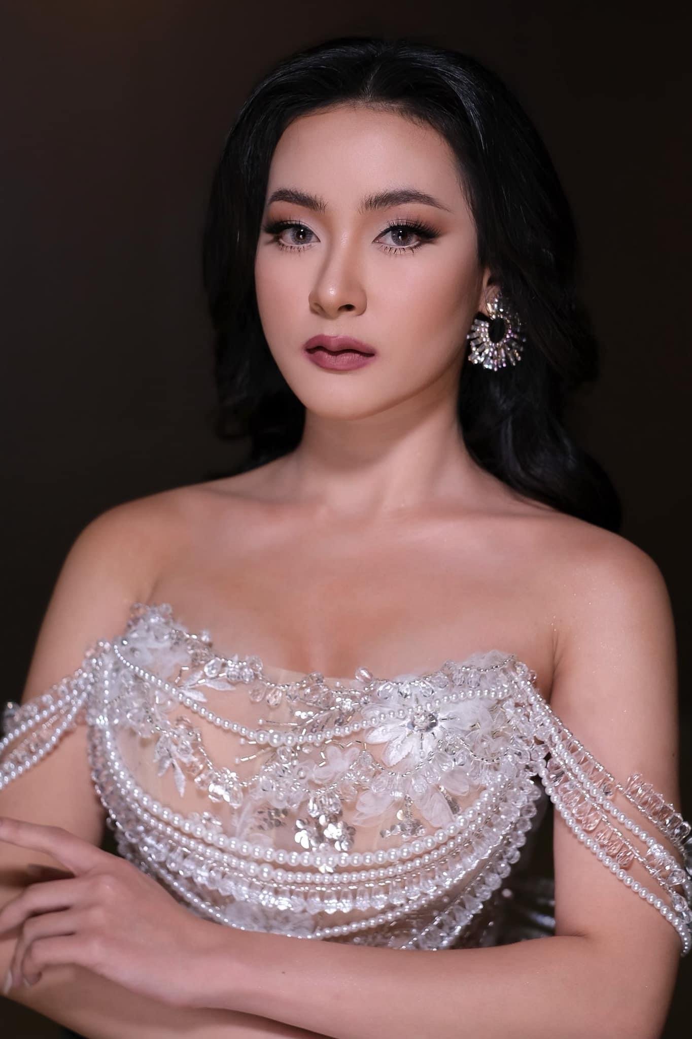 កញ្ញា ប៉ាង ពេជ្ររចនា