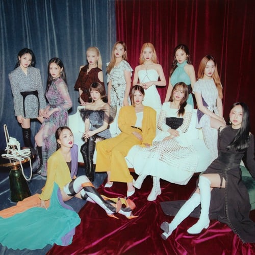 LOONA