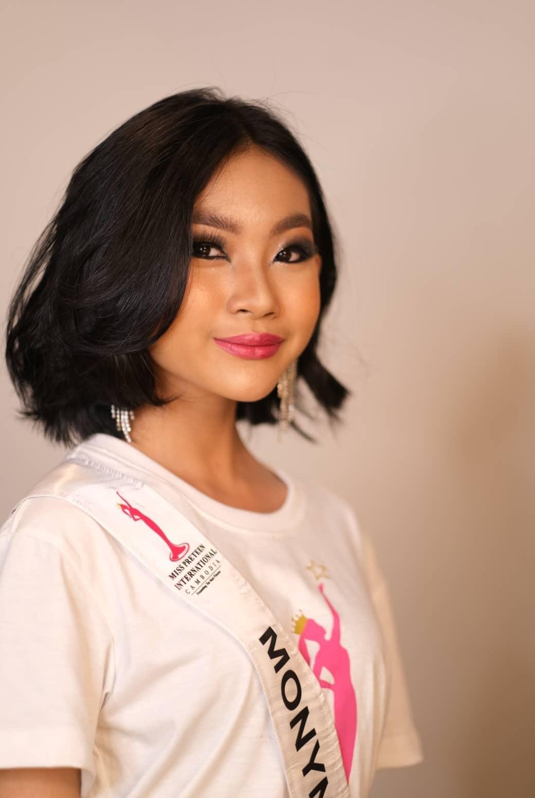 យុវតី ឆដា មុនីនាថ ម្ចាស់ពានMiss Talent