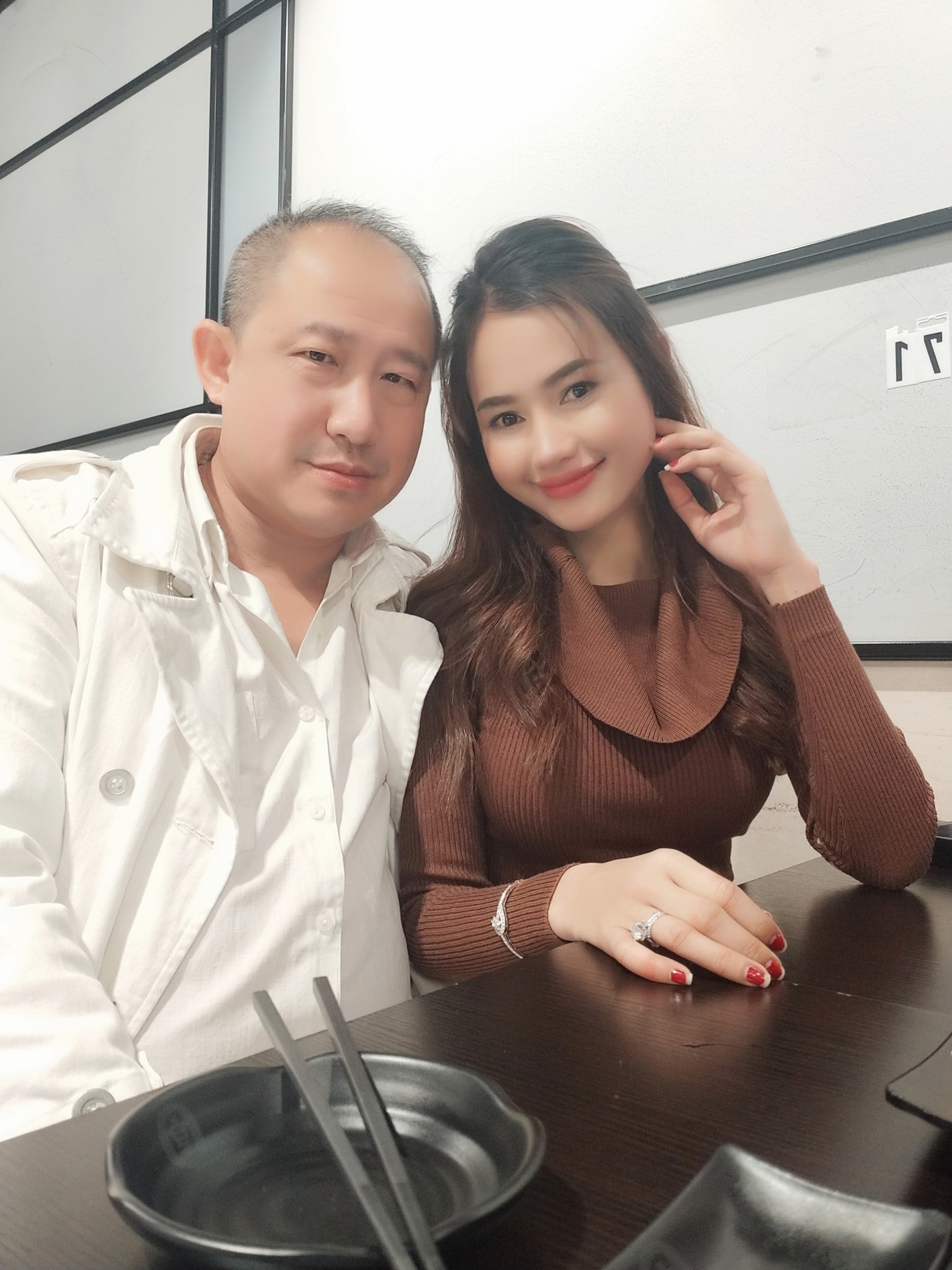តារាស្រី ចរិយា ពេជ្រ និងស្វាមី