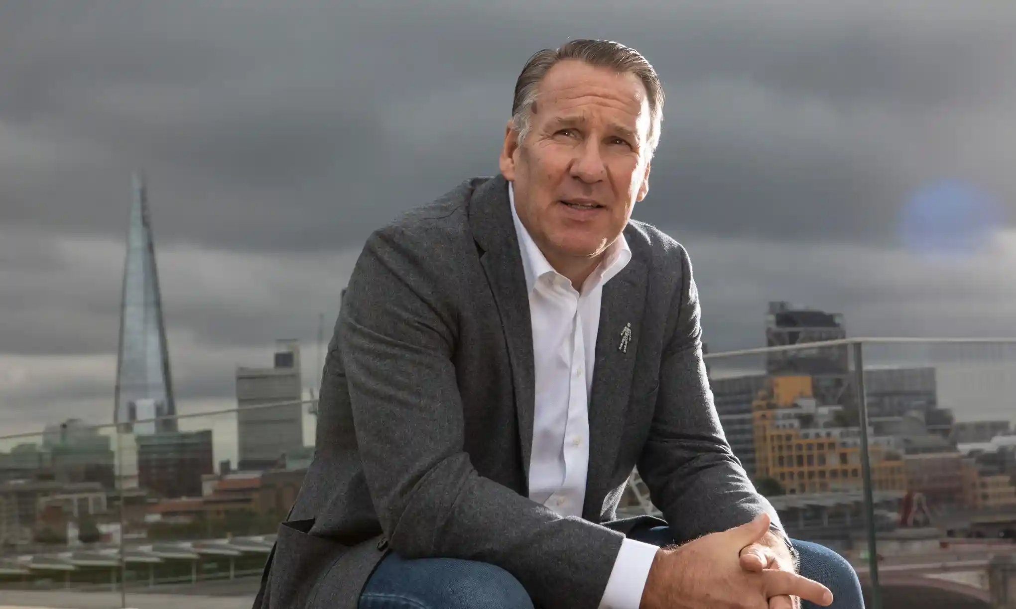 លោក Paul Merson