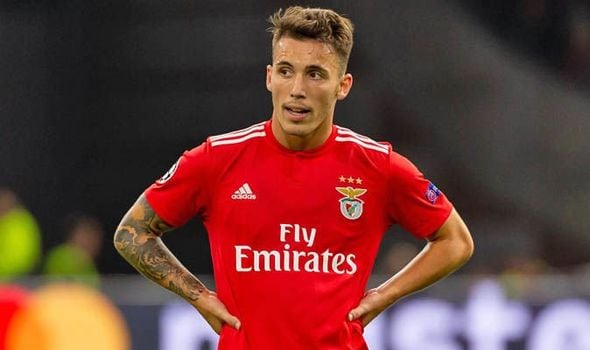ខ្សែការពារ&nbsp;Alex Grimaldo