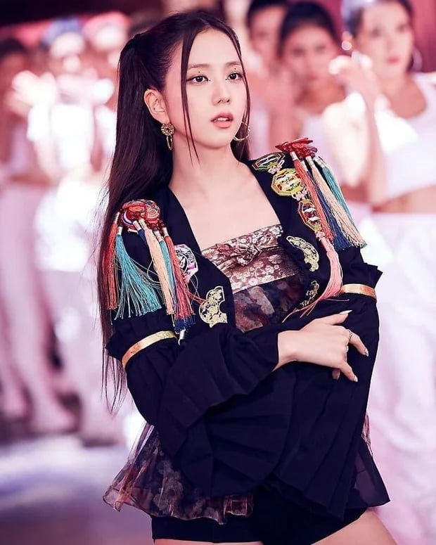 Jisoo (BLACKPINK)