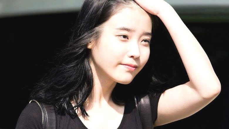 IU&nbsp;ពេលគ្មាន Makeup