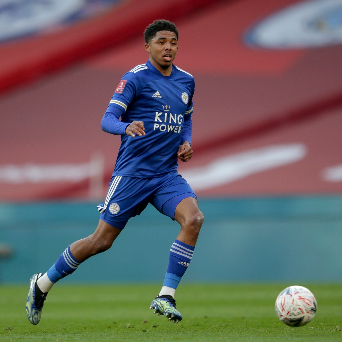 ខ្សែការពារ&nbsp;Wesley Fofana