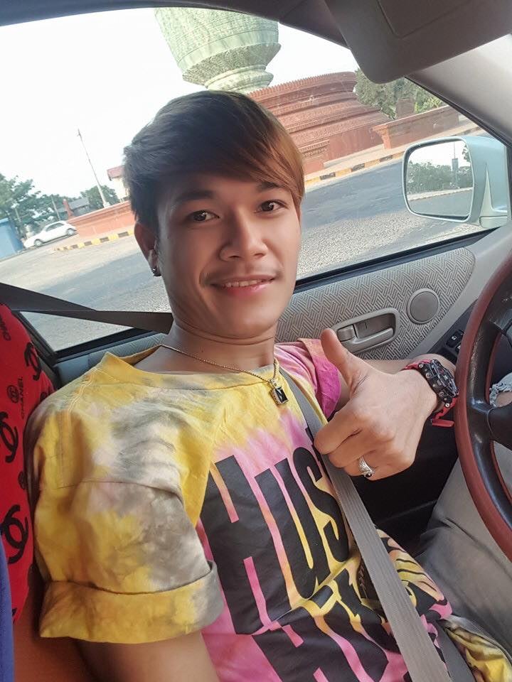 តារាចម្រៀង ប៊ុត សីហា