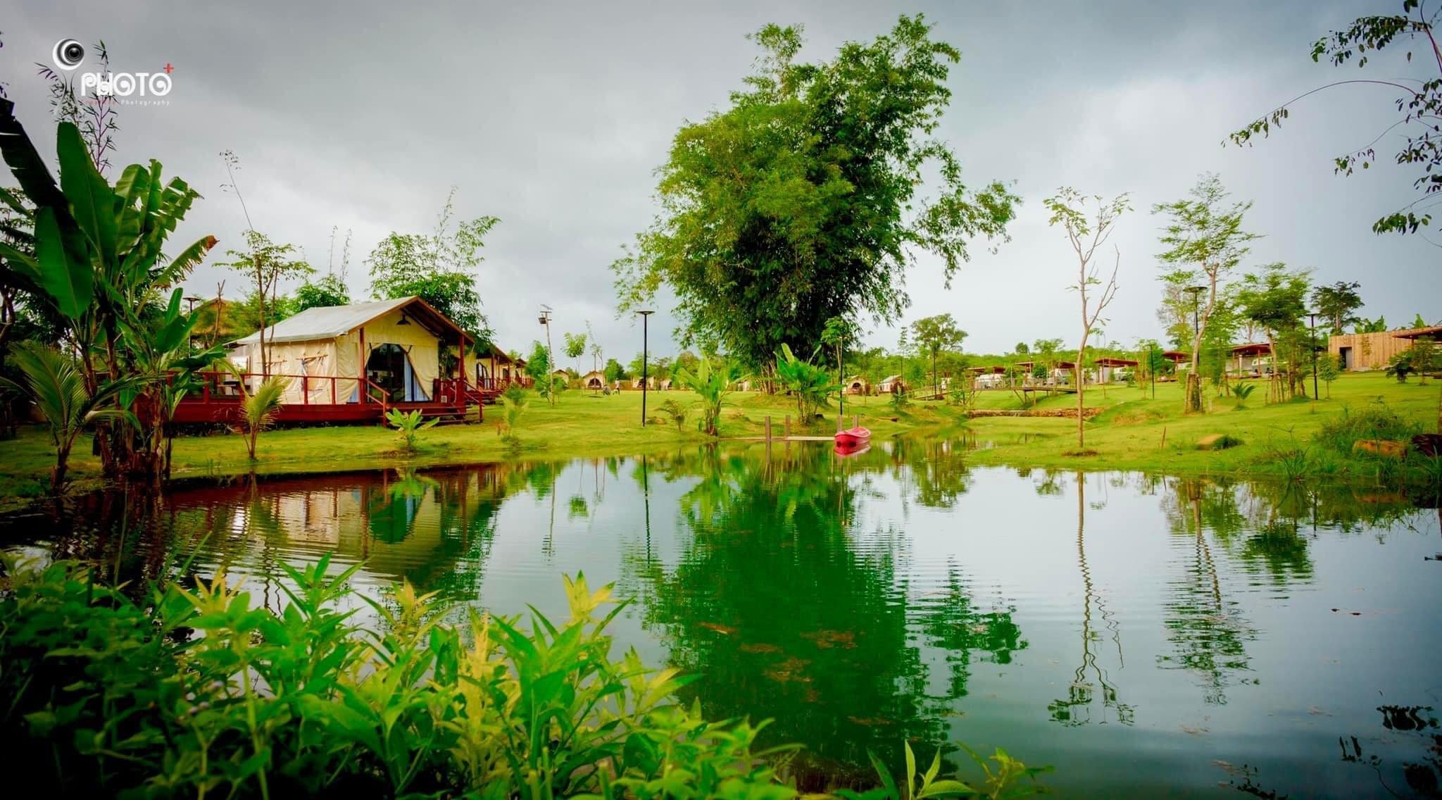 ទិដ្ឋភាពនៅ អារ៉ែង ខេមភីង