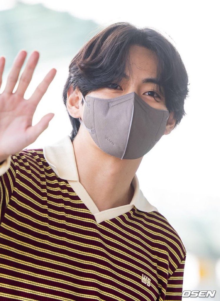 V