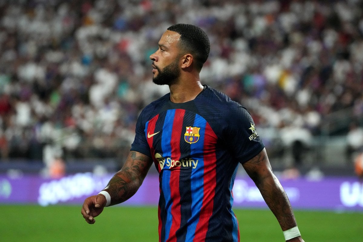 ខ្សែប្រយុទ្ធ&nbsp;Memphis Depay