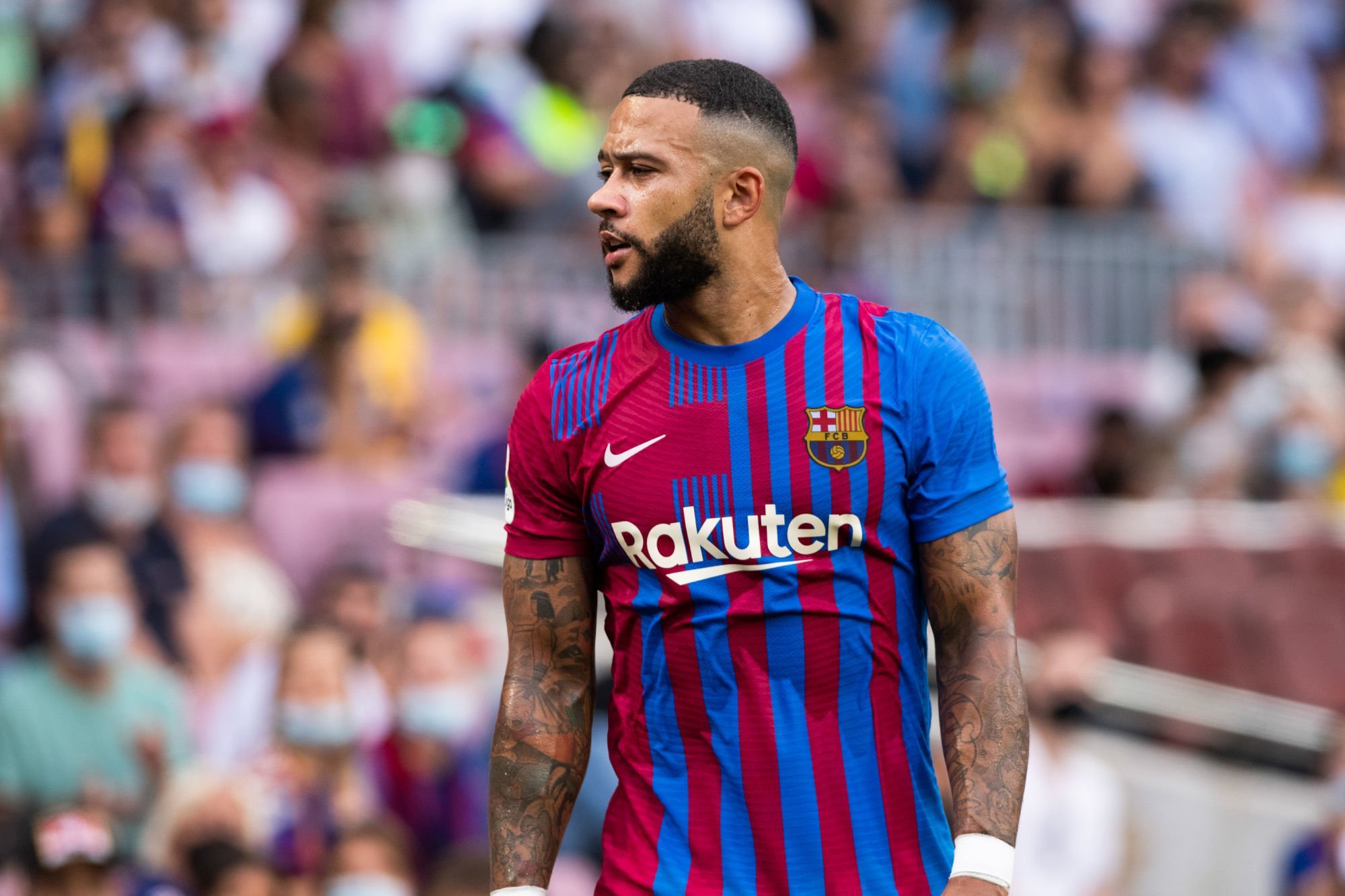 ខ្សែប្រយុទ្ធ&nbsp;Memphis Depay