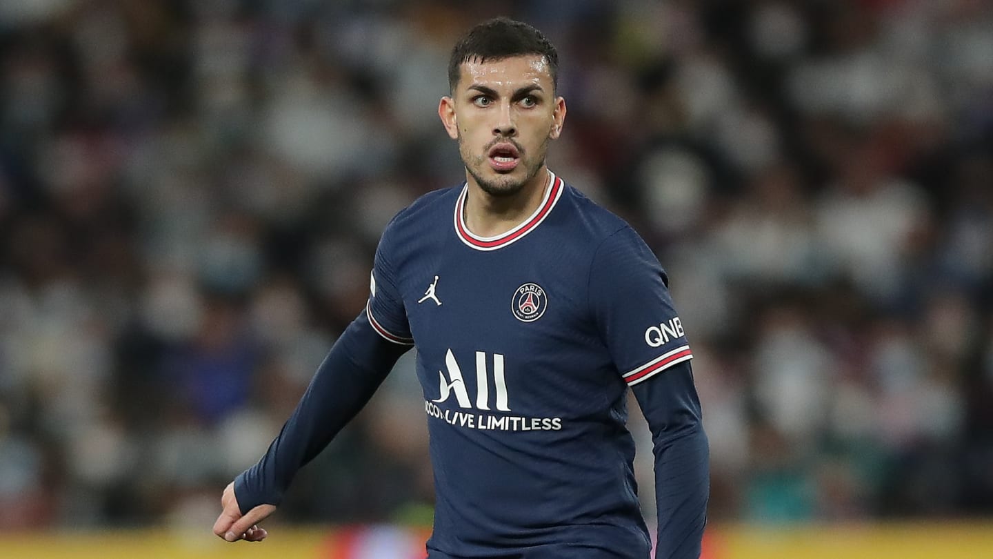 ខ្សែបម្រើ&nbsp;Leandro Paredes