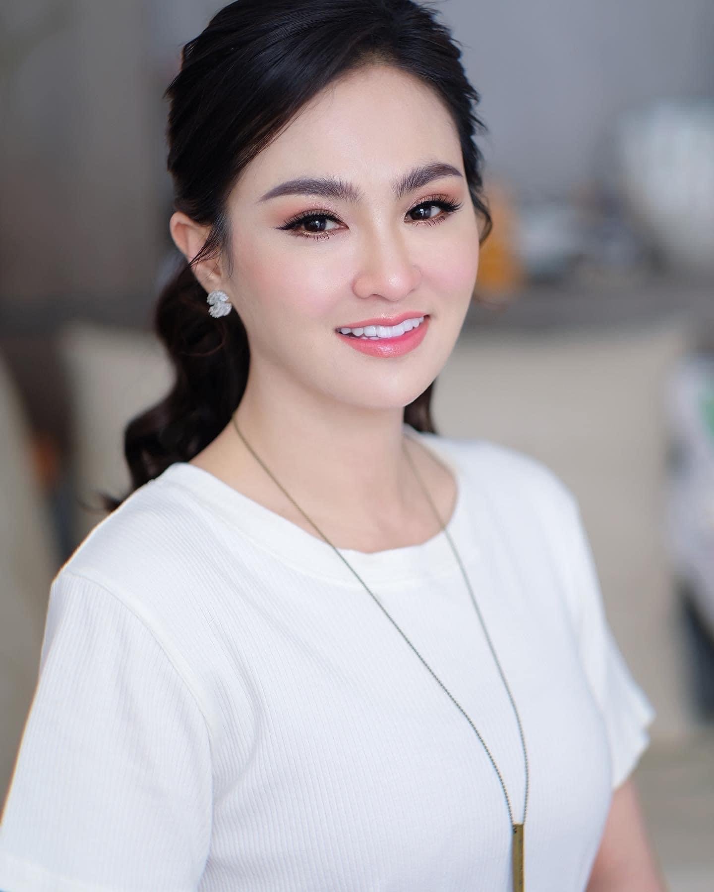អ្នកនាង សុគន្ធ និសា