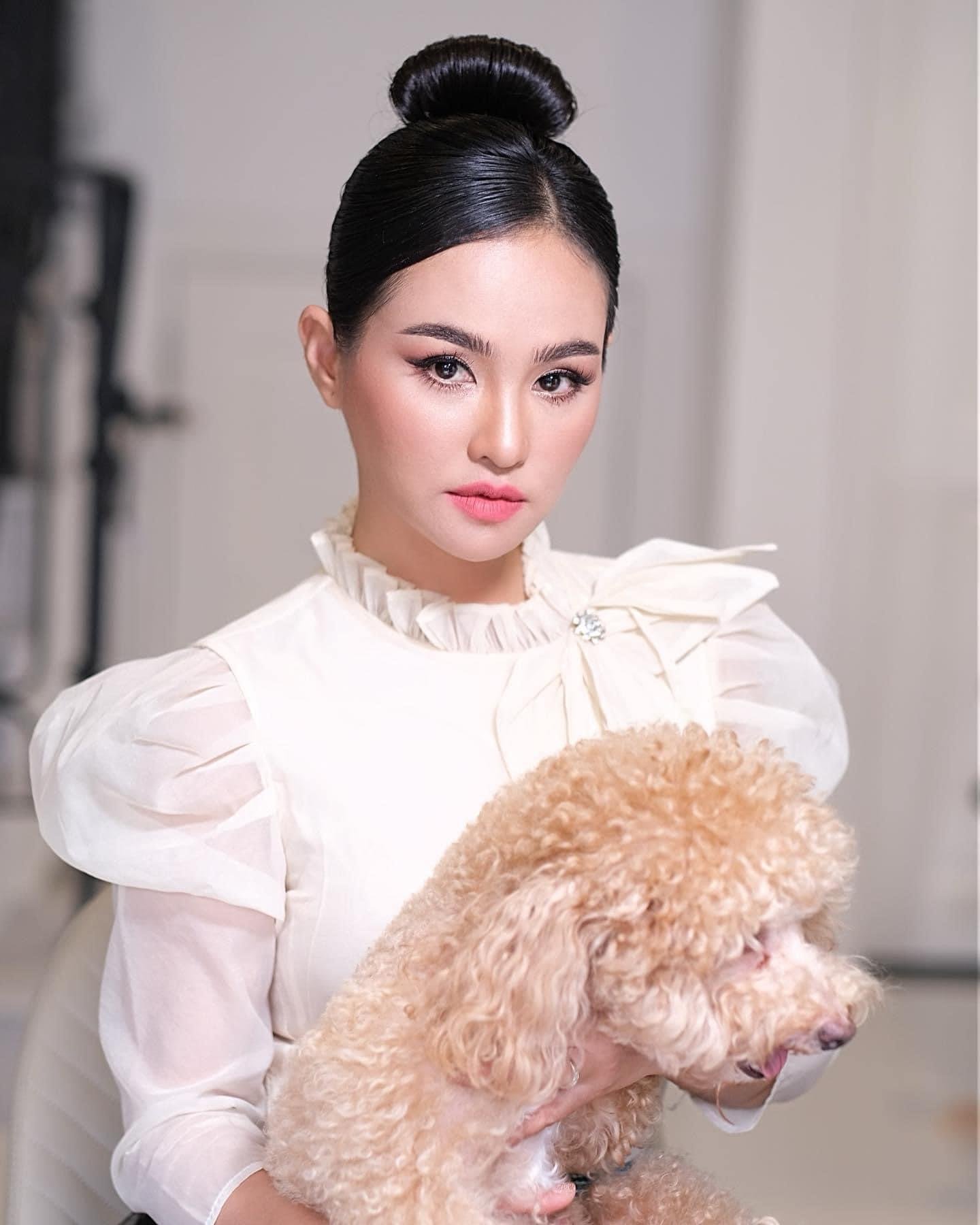 អ្នកនាង សុគន្ធ និសា