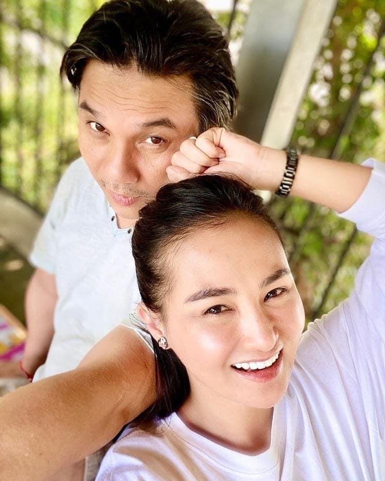អ្នកនាង សុគន្ធ និសា និងស្វាមី