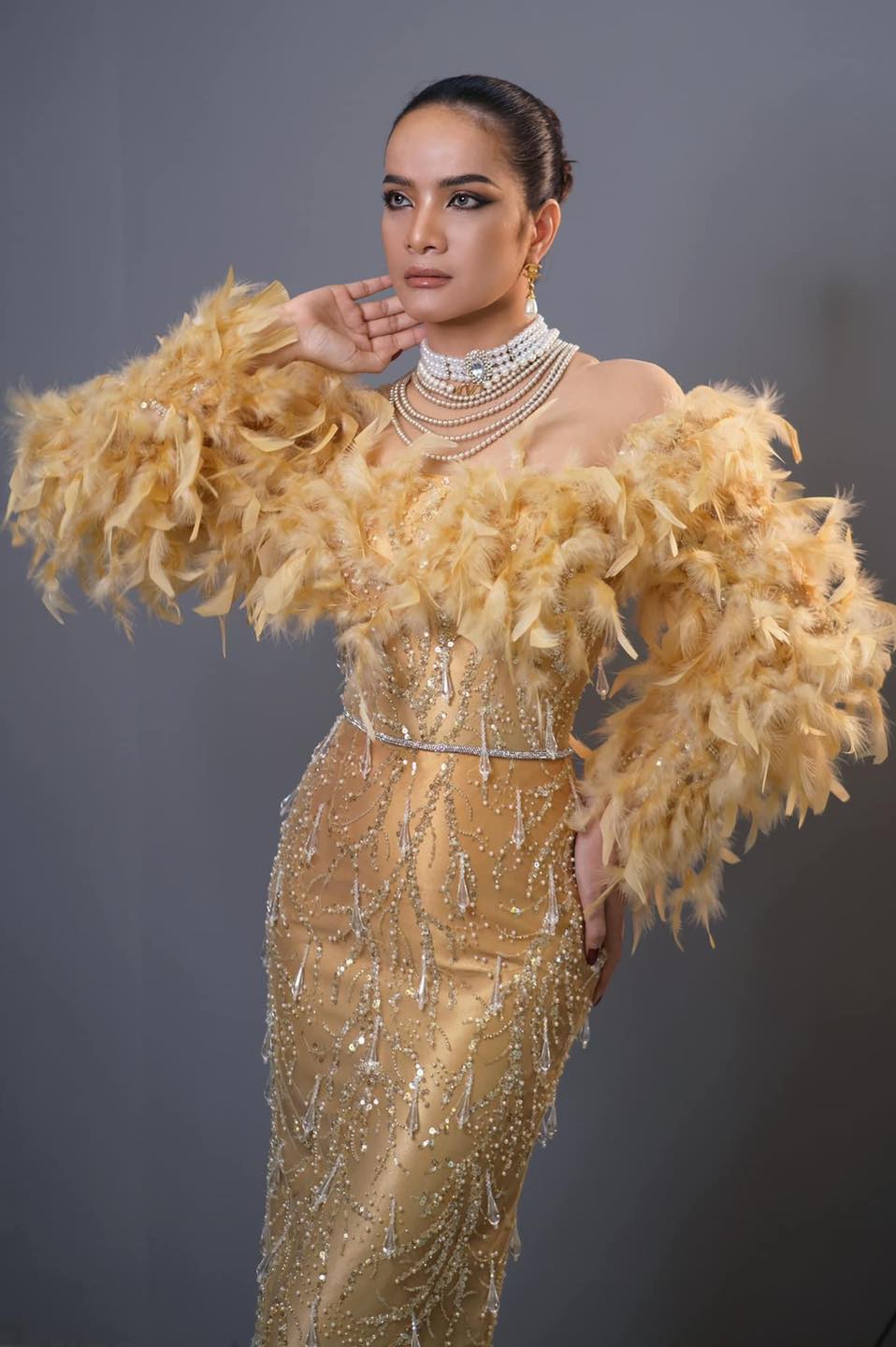 &nbsp; តារាចម្រៀង&nbsp;ពេជ្រ សោភា&nbsp;