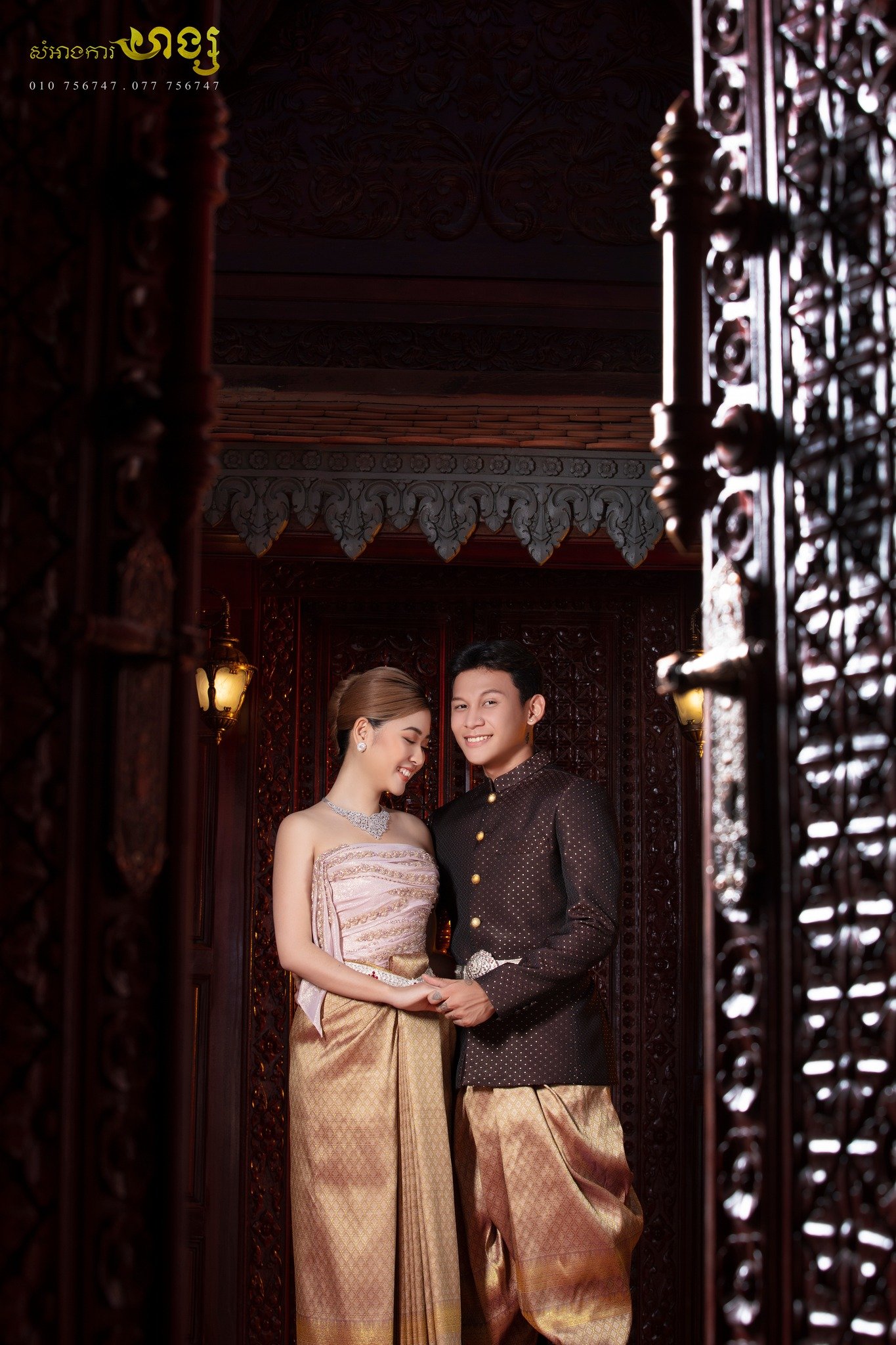 តារាចម្រៀង ពេជ្រ សូលីកា និងតារាប្រុស ថុល សុភិទិ