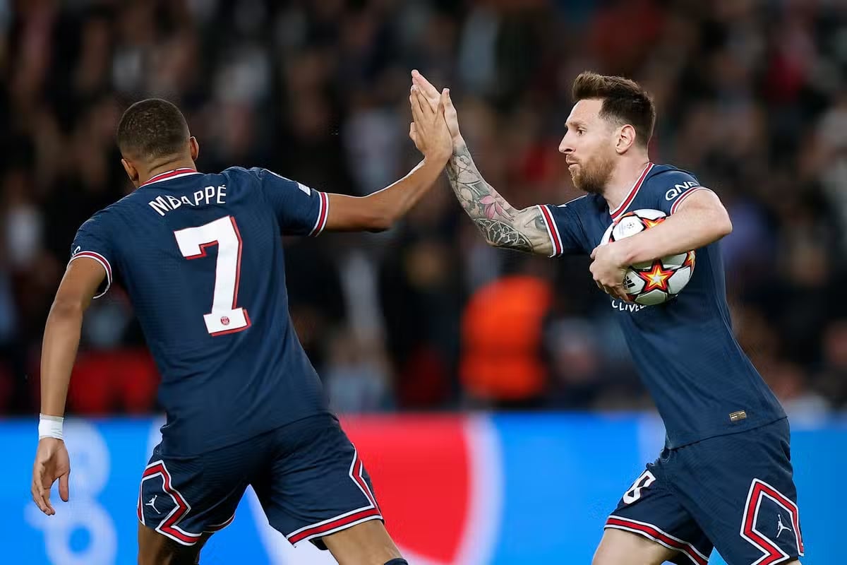 Lionel Messi និង&nbsp;Kylian Mbappe