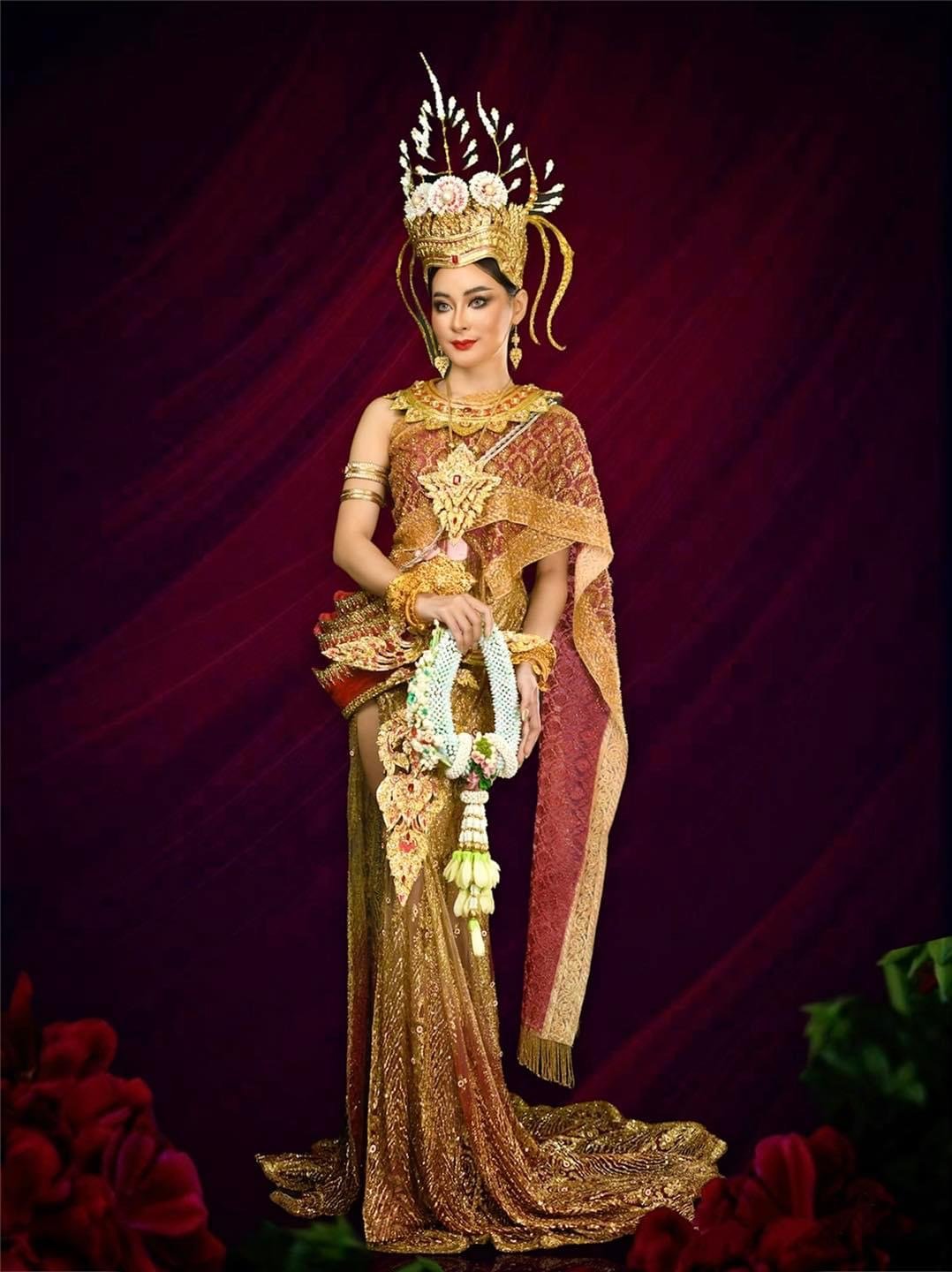 កញ្ញា ប៉ាង ពេជ្ររចនា