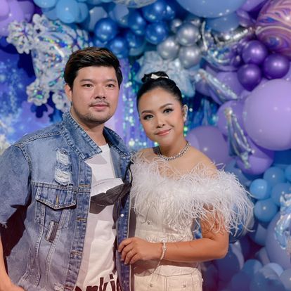 ពិធីករ ជា វណ្ណារិទ្ធ និងភរិយា