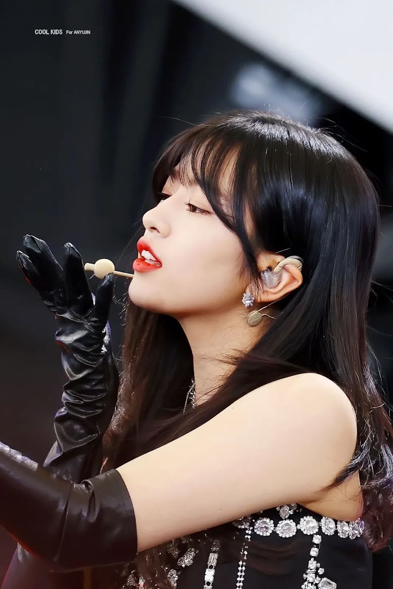 Ahn Yujin ពេលដែលនាងមានសក់សេះ