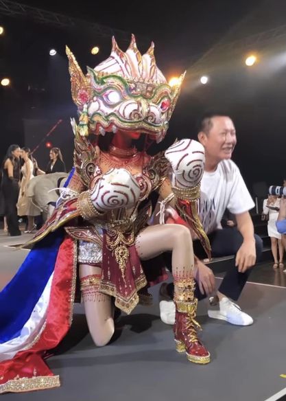 ឈុតតំណាងជាតិរបស់ថៃ