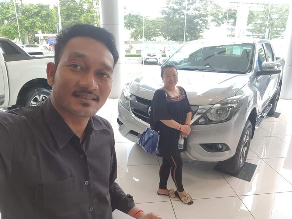 តារាកំប្លែង ប៉េងប៉ោង និងស្វាមី