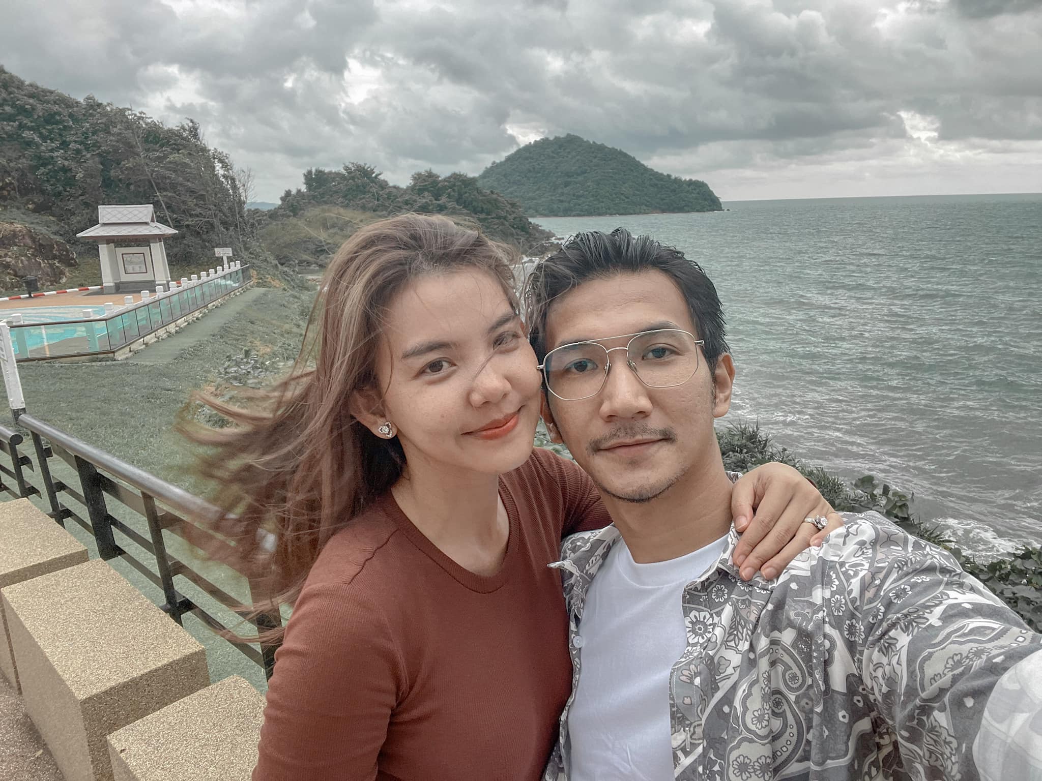 &nbsp; អ្នកនាង សាមេនតា និងស្វាមី