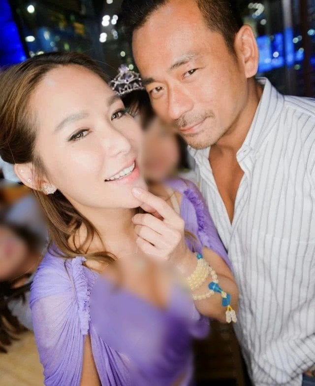 Alvin Chau និង ភរិយា
