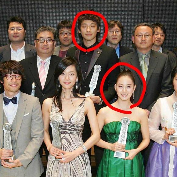 រូបភាព Rain និង Kim Tae Hee