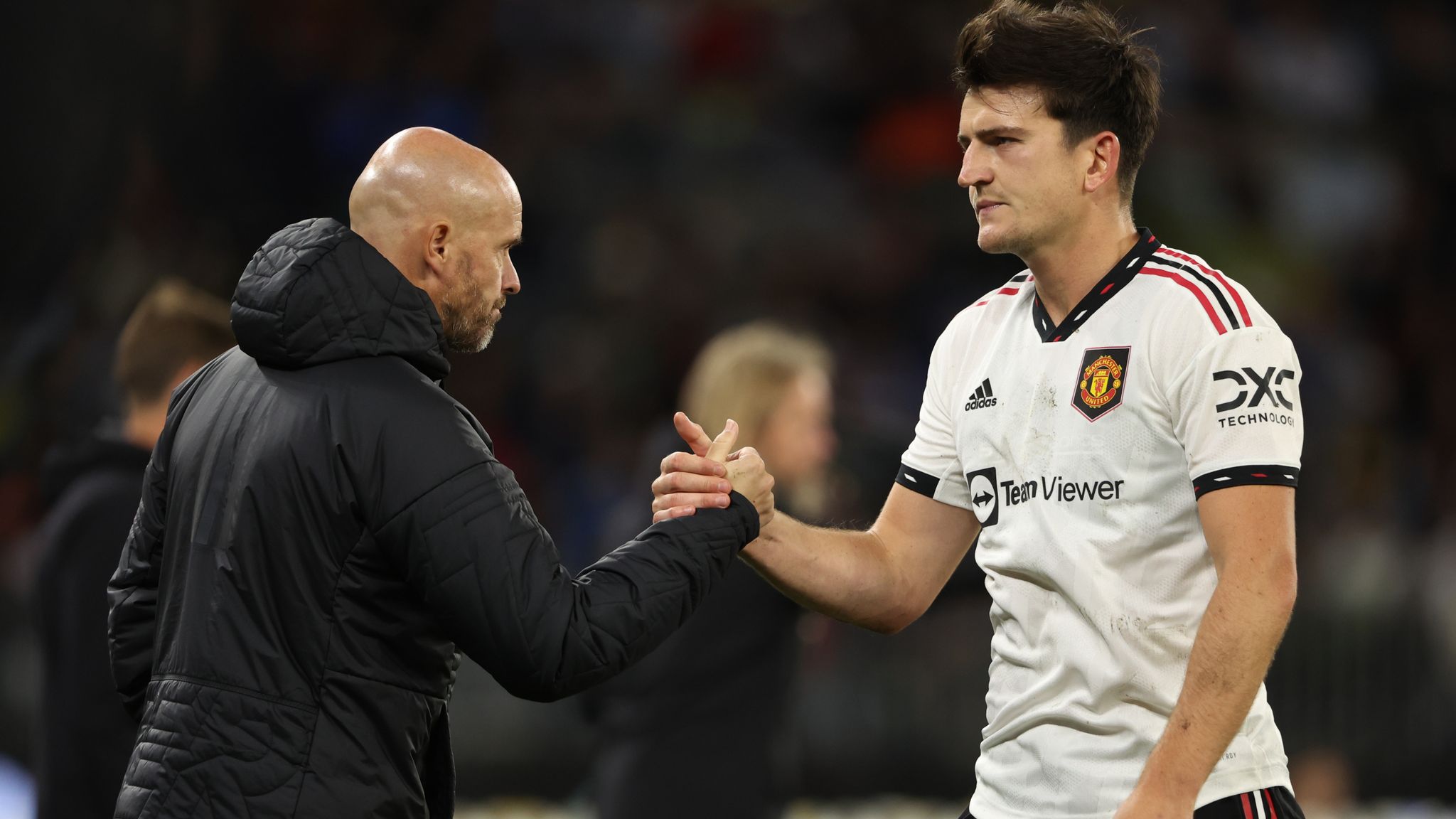 លោក Erik ten Hag និង កីឡាករ Harry Maguire
