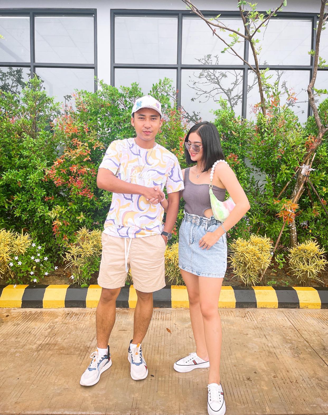 នាយព្រែក និងមិត្តស្រី