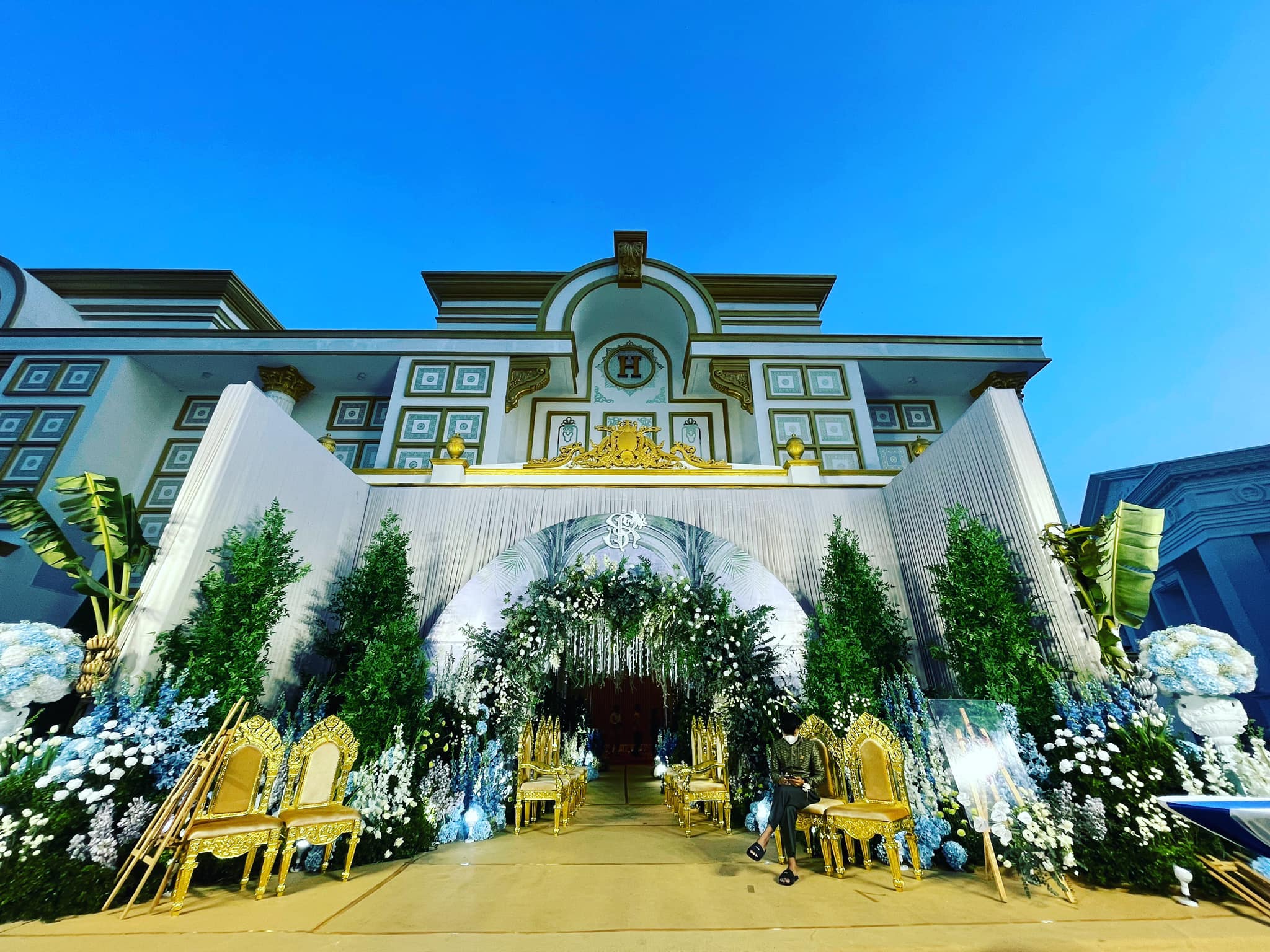 ទិដ្ឋភាពក្នុងពិធីមង្គលការ តារាស្រី ឡុង ថាវរី