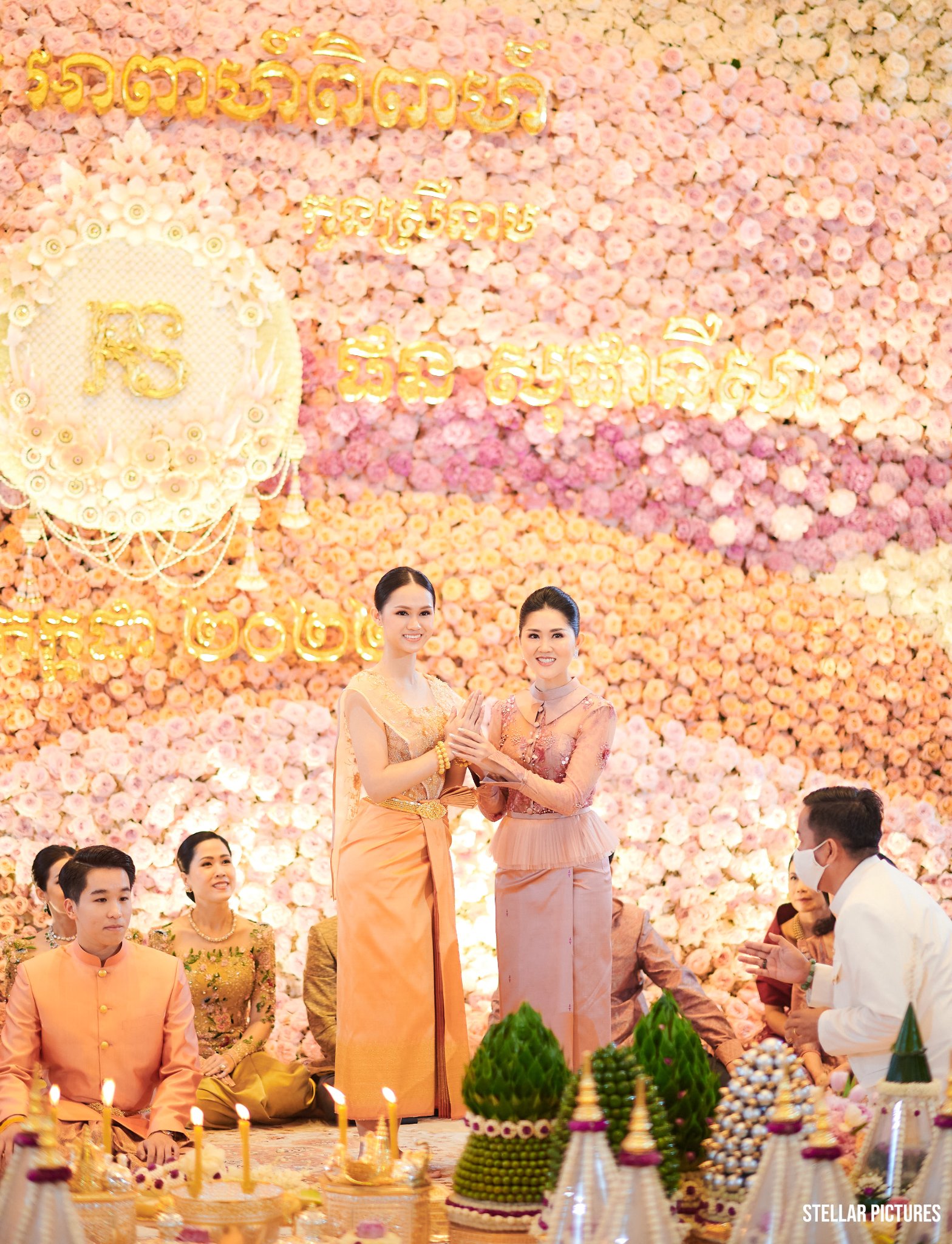 លោកជំទាវ ជា សុផាកន្នី និងចៅស្រីឯកឧត្តម ជា សុផារ៉ា