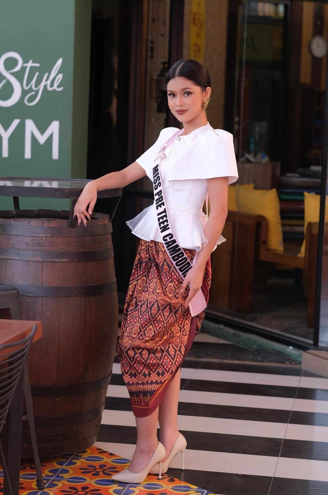 ឃឿន ប៉ូលីកា Miss Preteen Cambodia